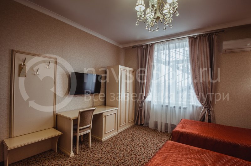 Резидент отель, номер 3