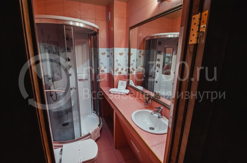 Резидент отель, номер 21