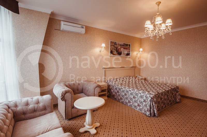 Резидент отель, номер 13